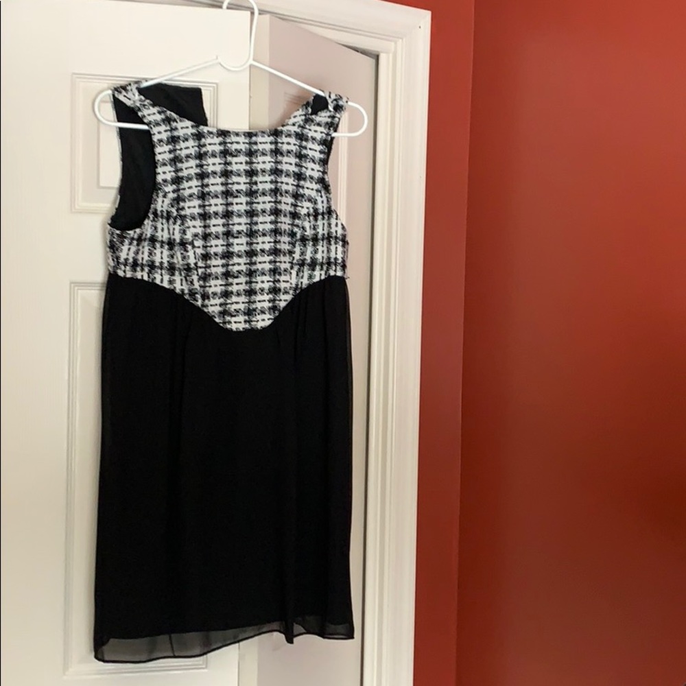 Sleeveless BCBG dress NWT